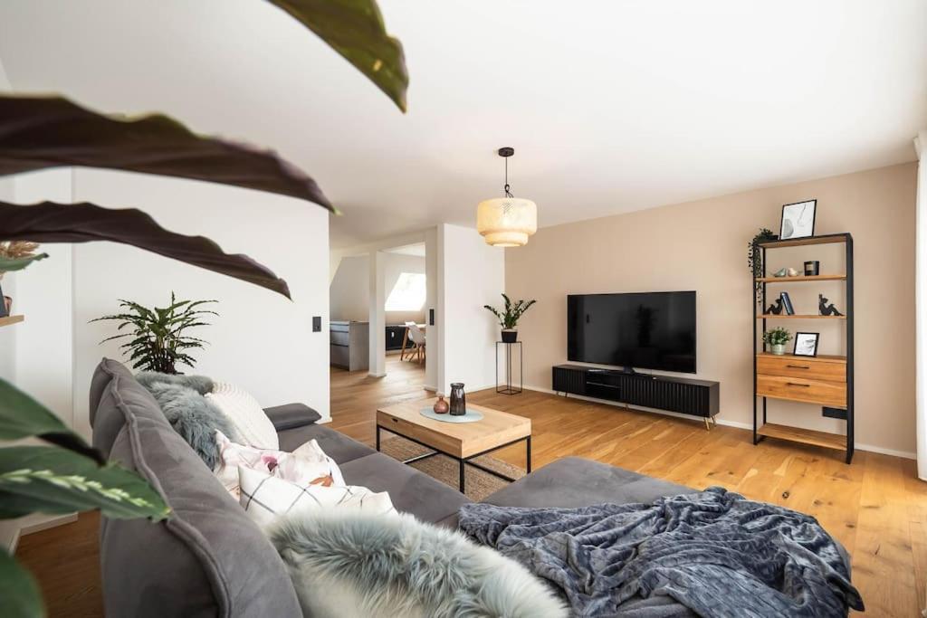 Luxury Apartment On The Rhein Busingen am Hochrhein ภายนอก รูปภาพ