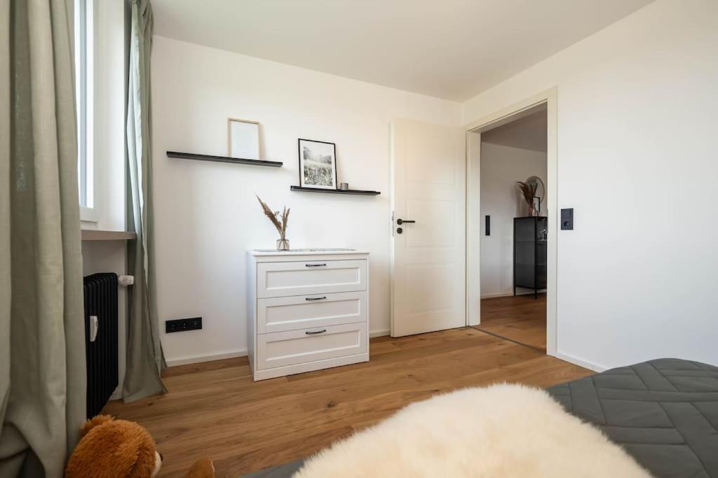 Luxury Apartment On The Rhein Busingen am Hochrhein ภายนอก รูปภาพ